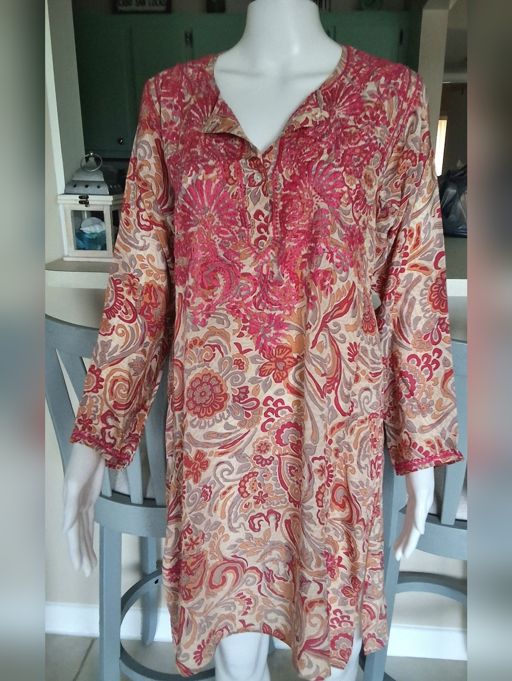 Gorgeous 100% Silk Embroidered Floral Paisley Dress/Tunic  - Small - NWOT